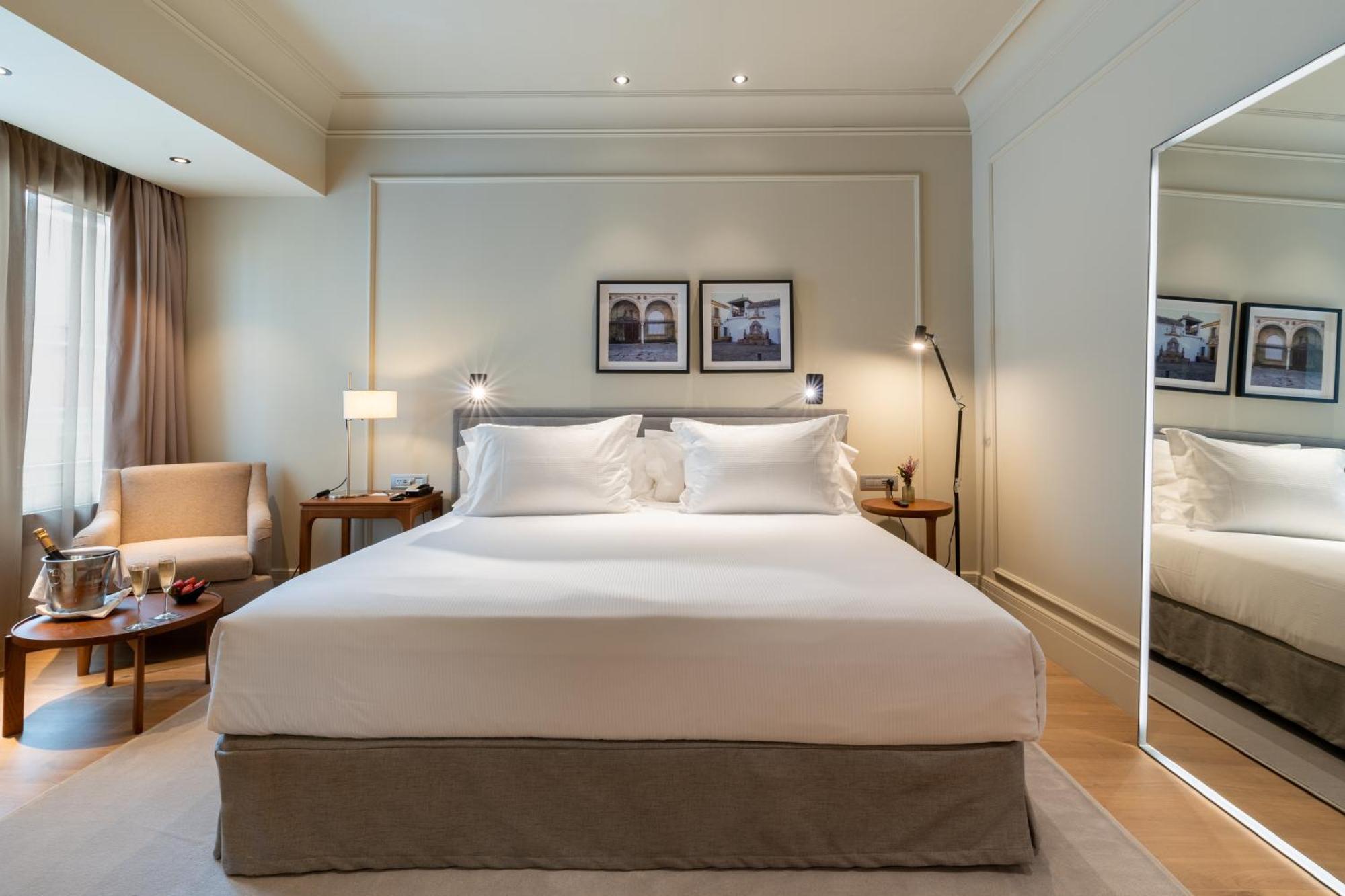 H10 Palacio Colomera Cordoba Dış mekan fotoğraf